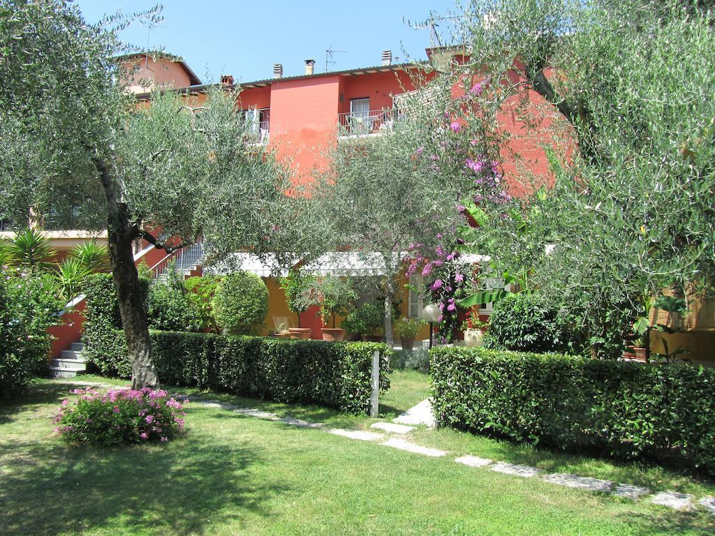 Borgo Antico Apartments توسكولانو ماديرنو المظهر الخارجي الصورة