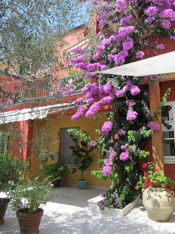 Borgo Antico Apartments توسكولانو ماديرنو المظهر الخارجي الصورة